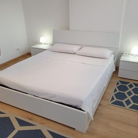 Central City Rooms Олбия Екстериор снимка