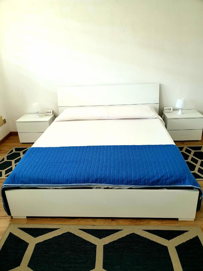 Central City Rooms Олбия Екстериор снимка