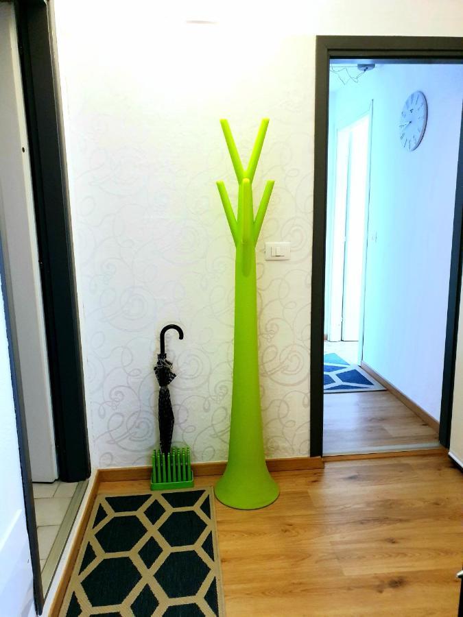 Central City Rooms Олбия Екстериор снимка