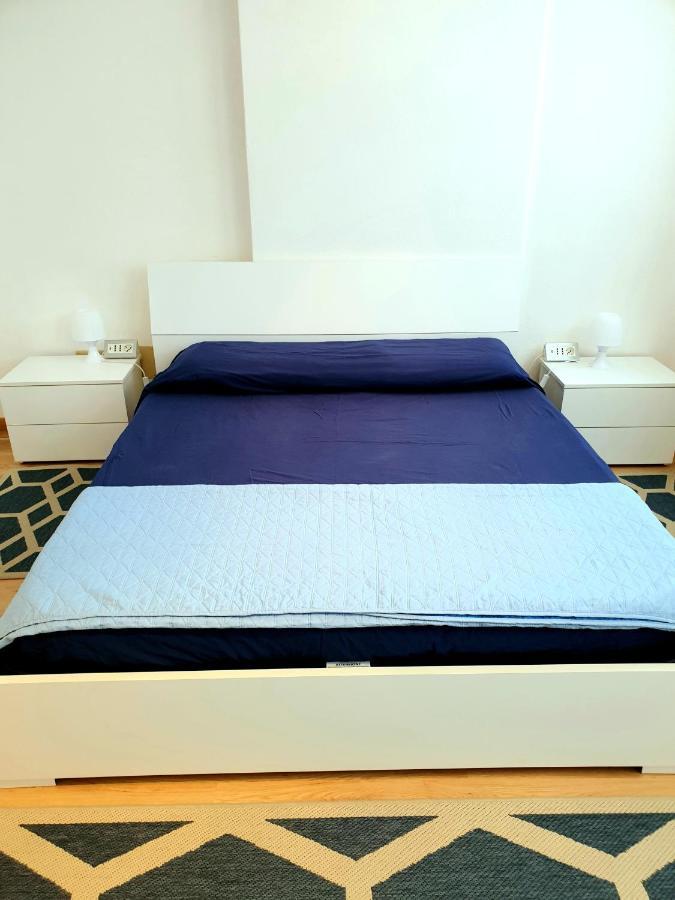 Central City Rooms Олбия Екстериор снимка